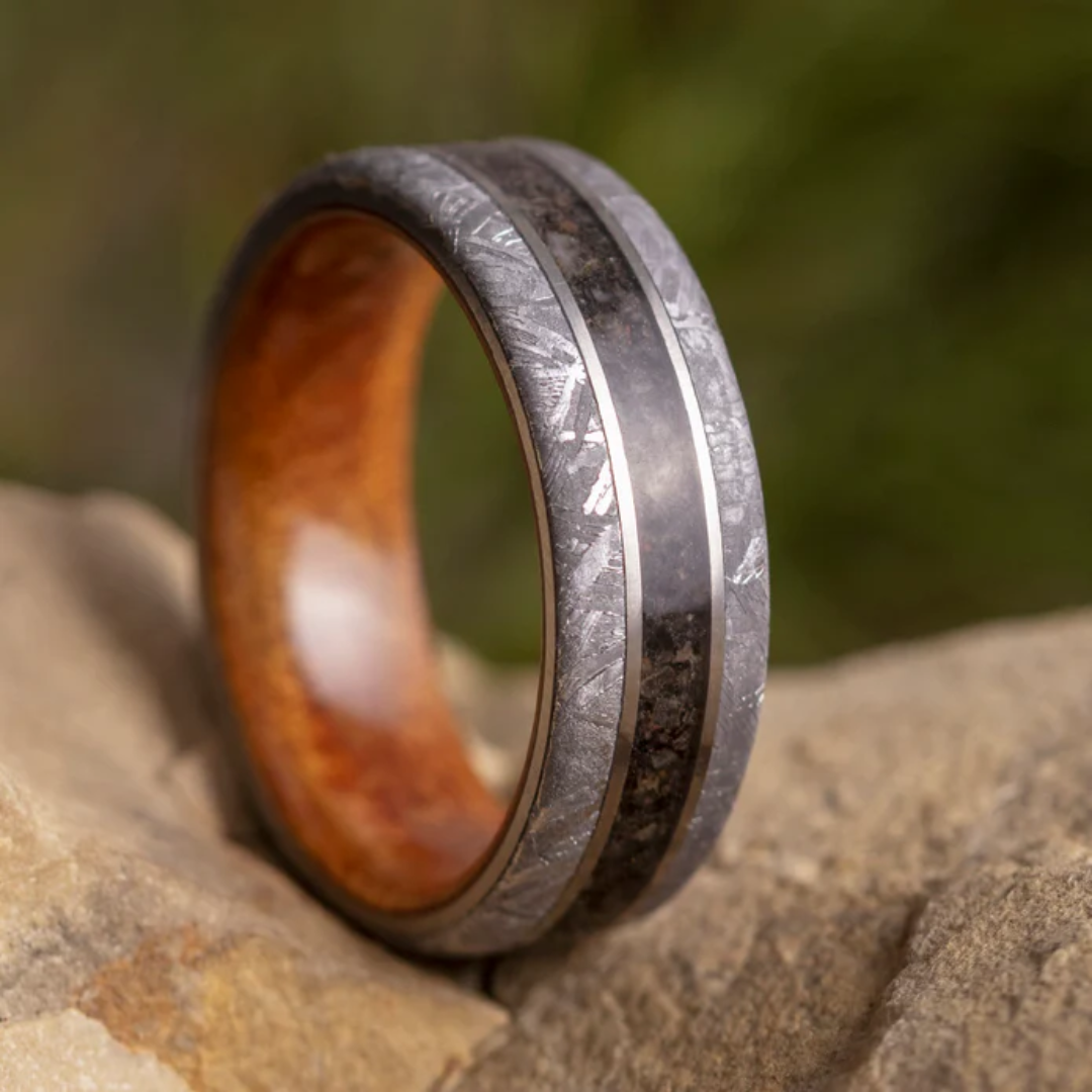 Hammered Copper Ridge Heritage Ring