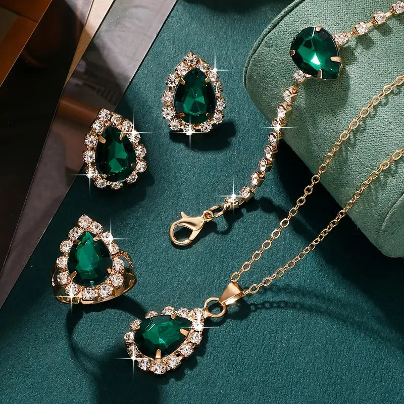 Elisandre Vermont Jewelry Set | Gold