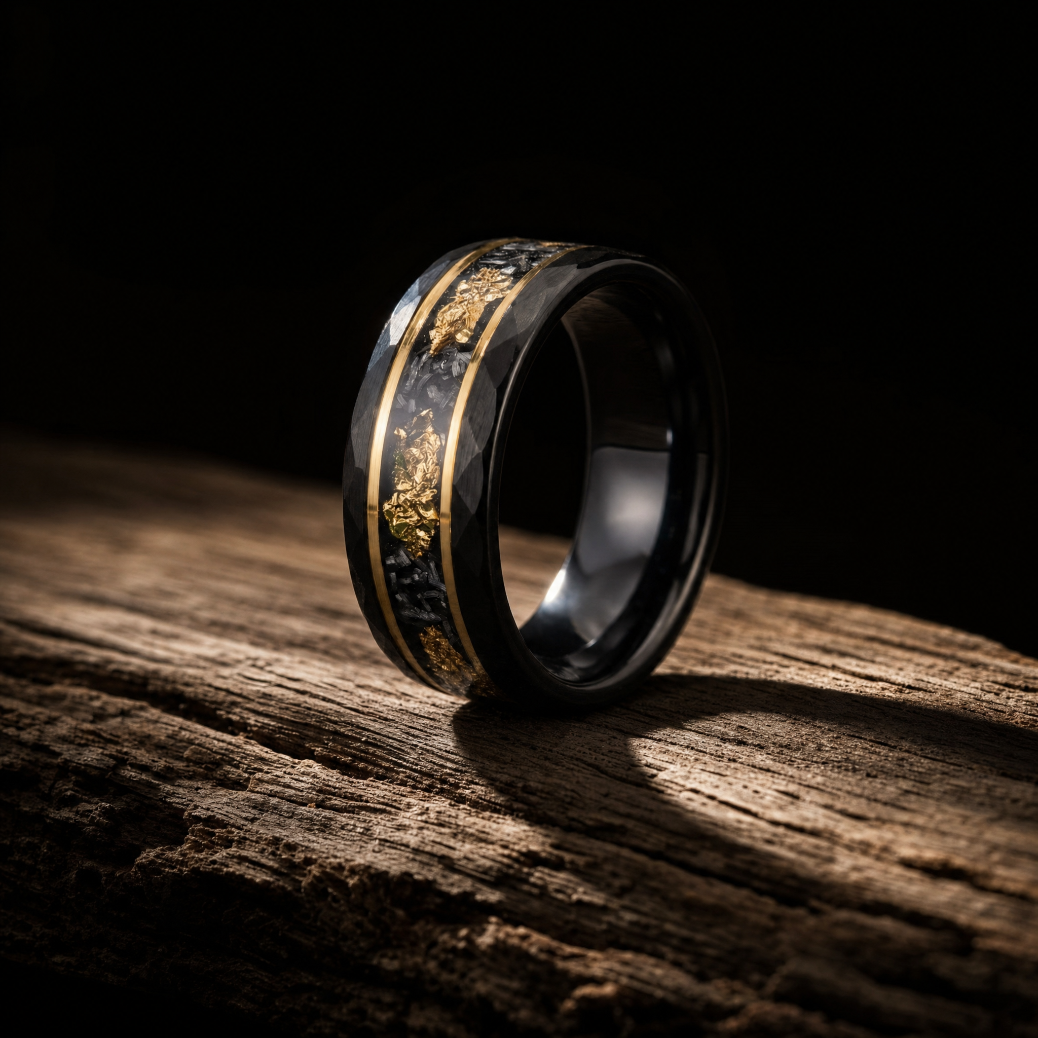 Obsidian Gold Vein Heritage Ring