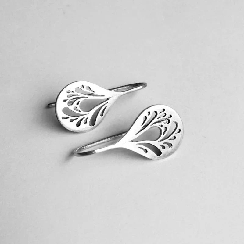 Antique Hollow Drop Earrings | White Gold