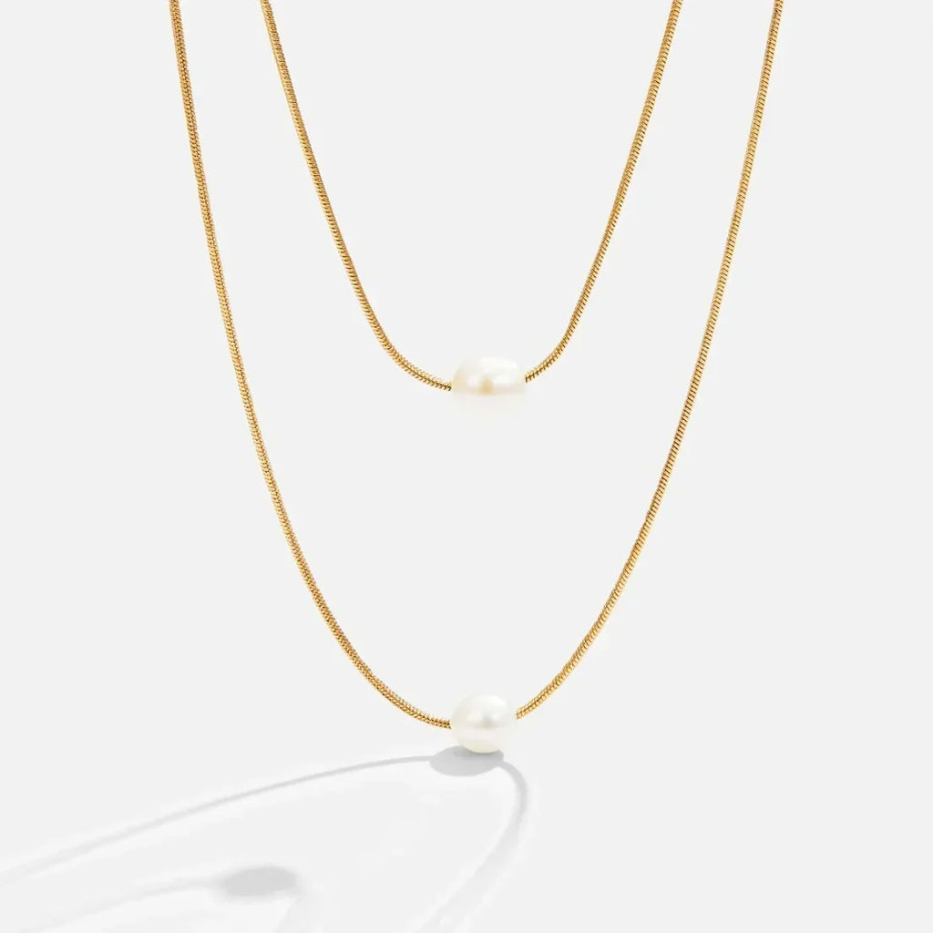 Sophisticated Layered Pearl Necklace